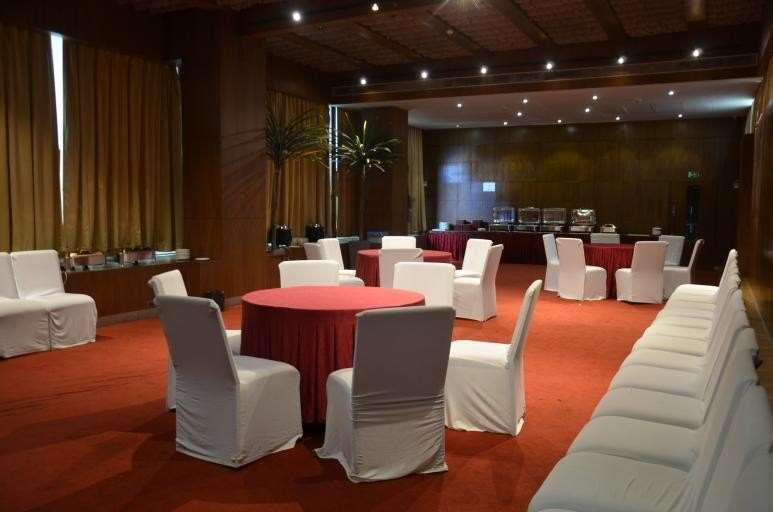 Monotel Kalküta Restoran fotoğraf